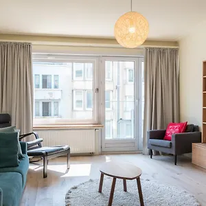 https://appartement-helene.hotelsghent.com